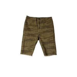 Missguided Women’s camouflage-print Shorts Size 6